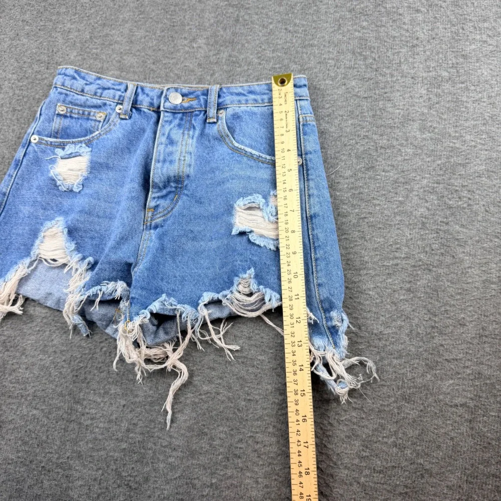 Signature 8 Distressed Denim Shorts Womens Size S Blue High Waisted Frayed Hem‎